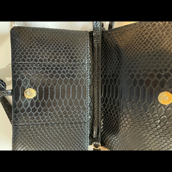 Stella McCartney Flo crossbody bag black - Picture 6 of 7